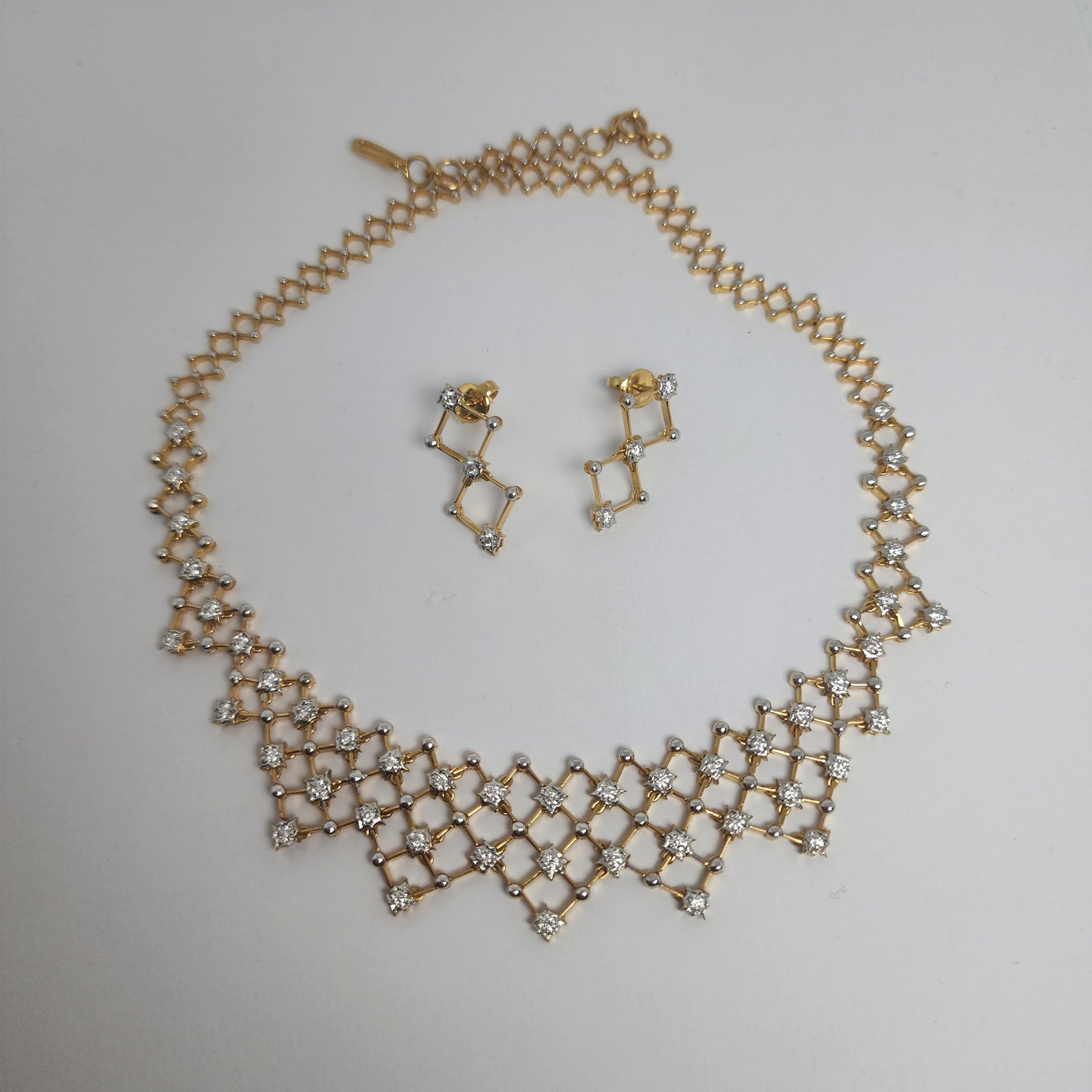 Square Knitted Diamond Necklace